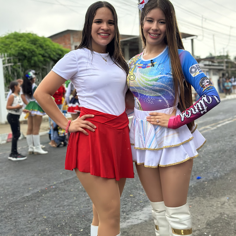 Chicas Latinas Top