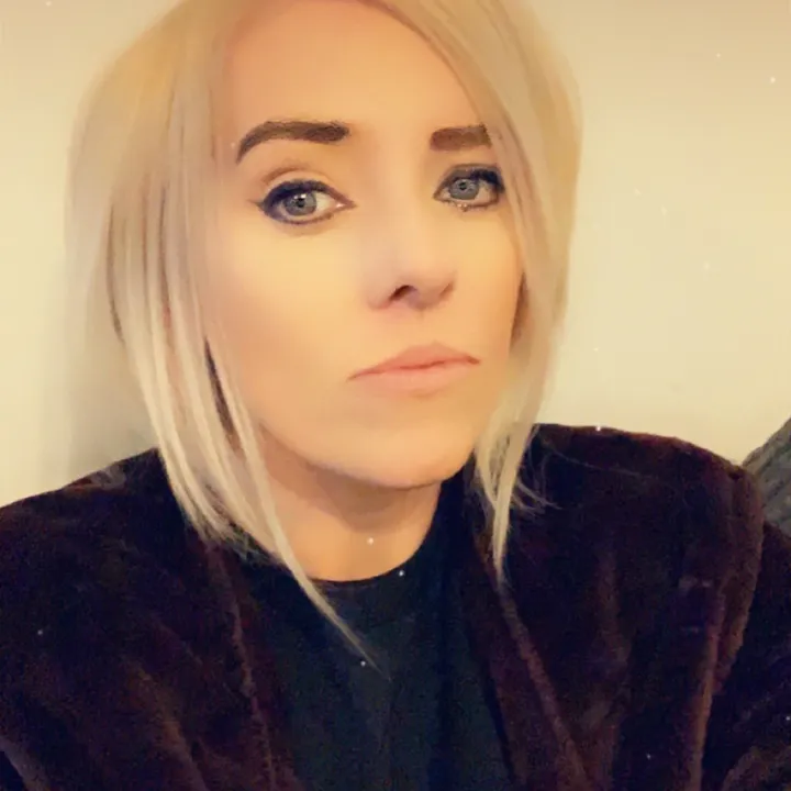 Toni_Lou