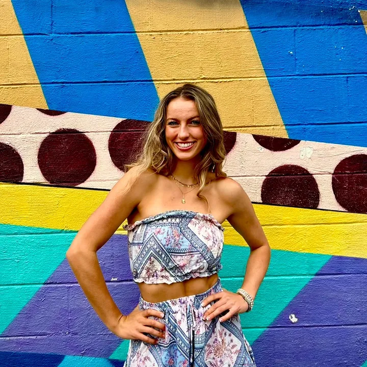 ⚡️laur ⚡️