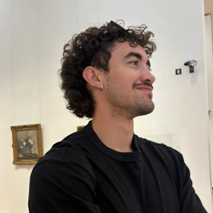 J