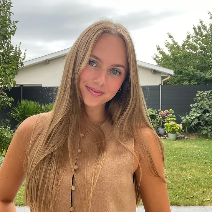 Lucile Louis
