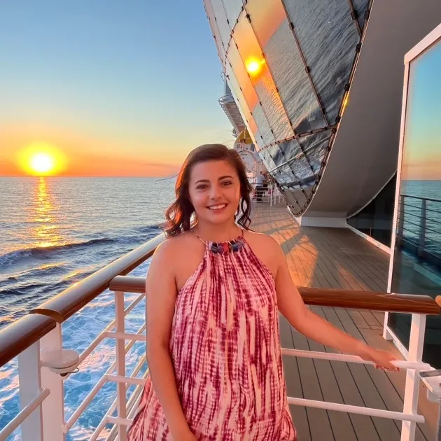 Cruising with Caroline 🛳️