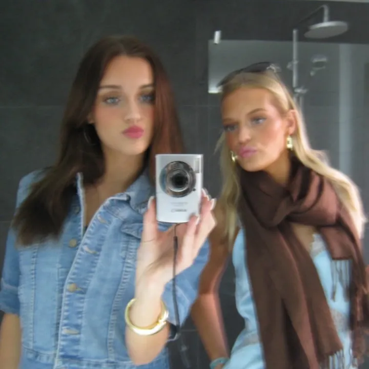 Isa and Nina