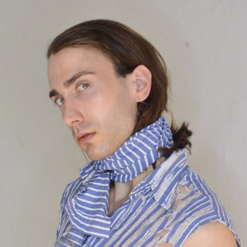 Delusional Designer - Peer Cox Fashion Rec.