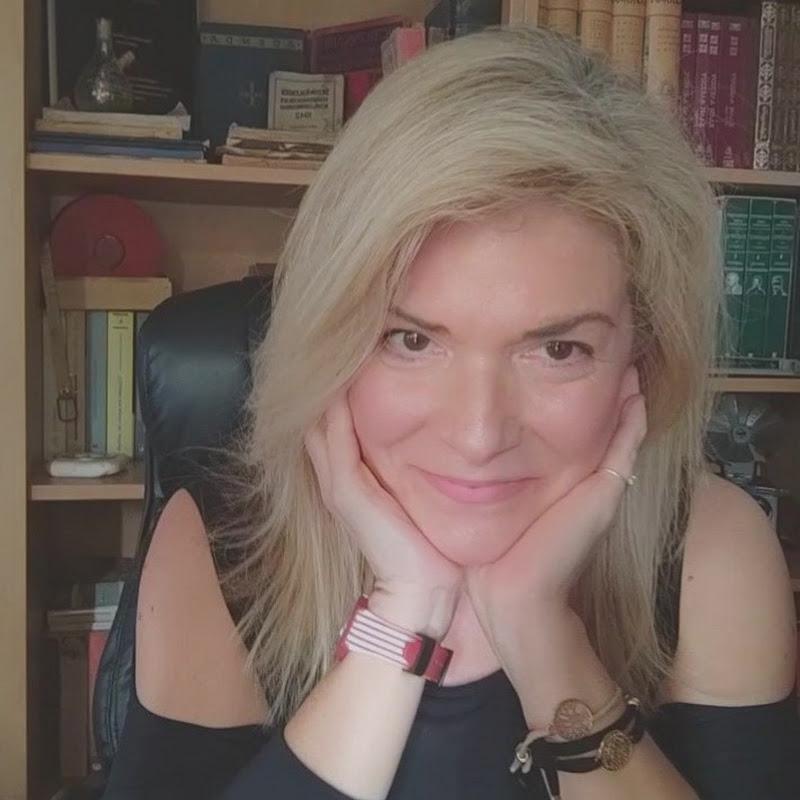 Anna Maria Kipopoulou *PERSONAL HOME LAB.*