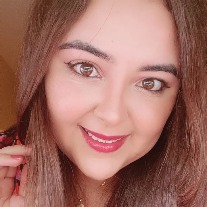 LOUDA ✨| your bestie 💕