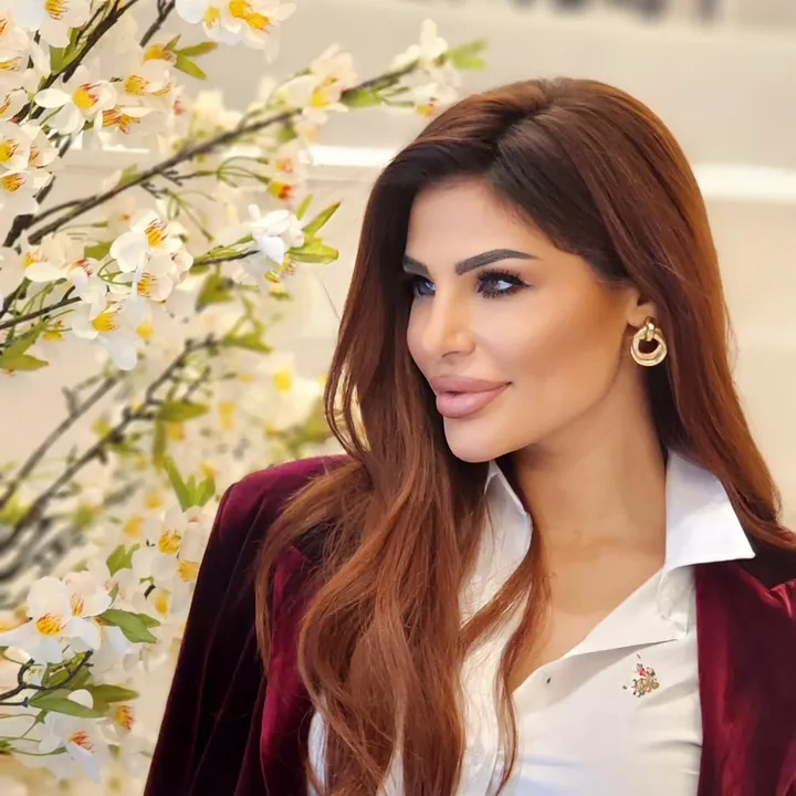 ليال Layal