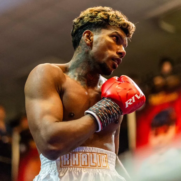 𝕿𝖍𝖊 𝕾𝖜𝖔𝖗𝖉 🗡️