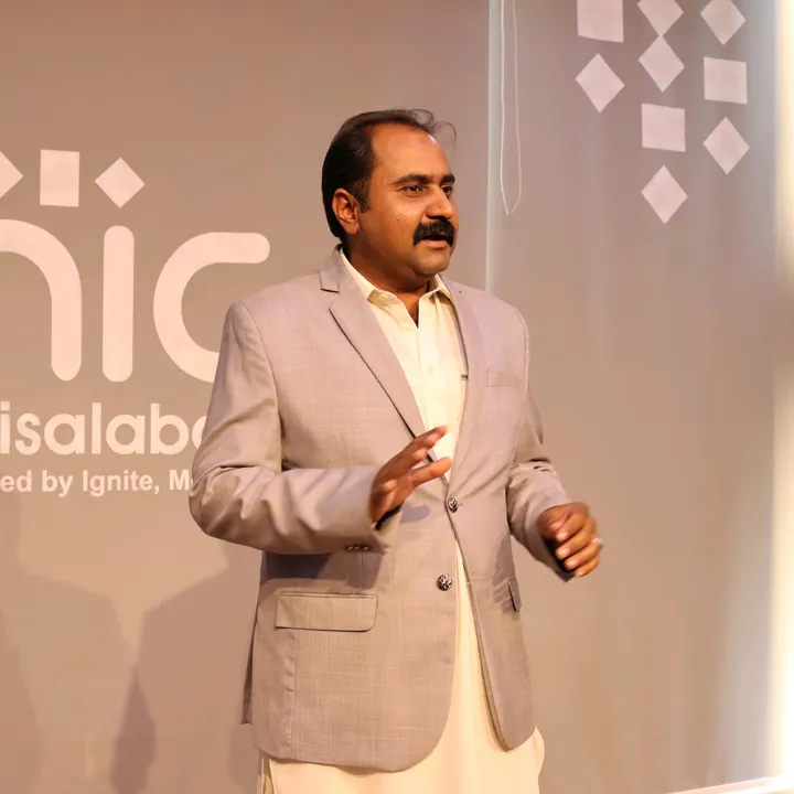 Aamer Hayat Bhandara