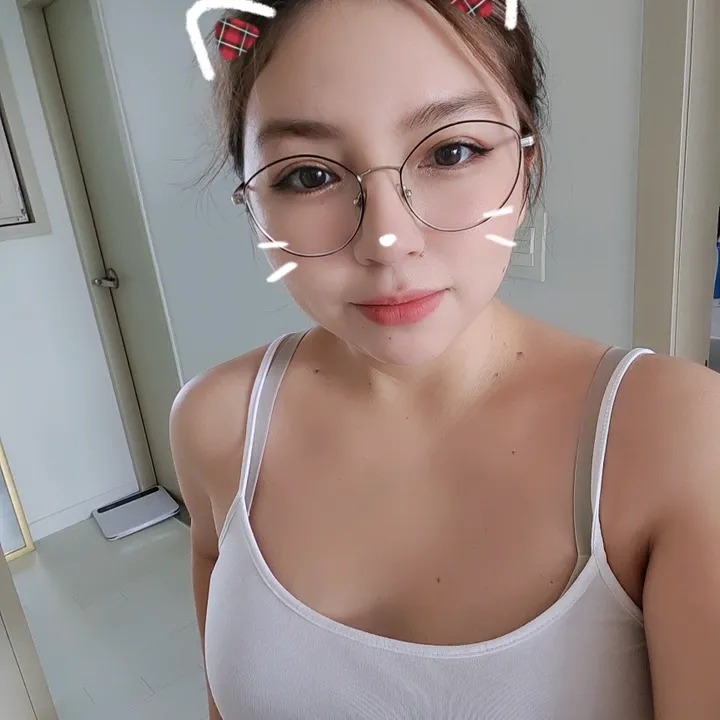 🌸Cherry 🌸 🍒 🇰🇷 🐍🐭