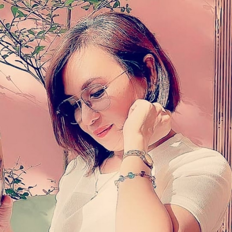 Momshie Mary