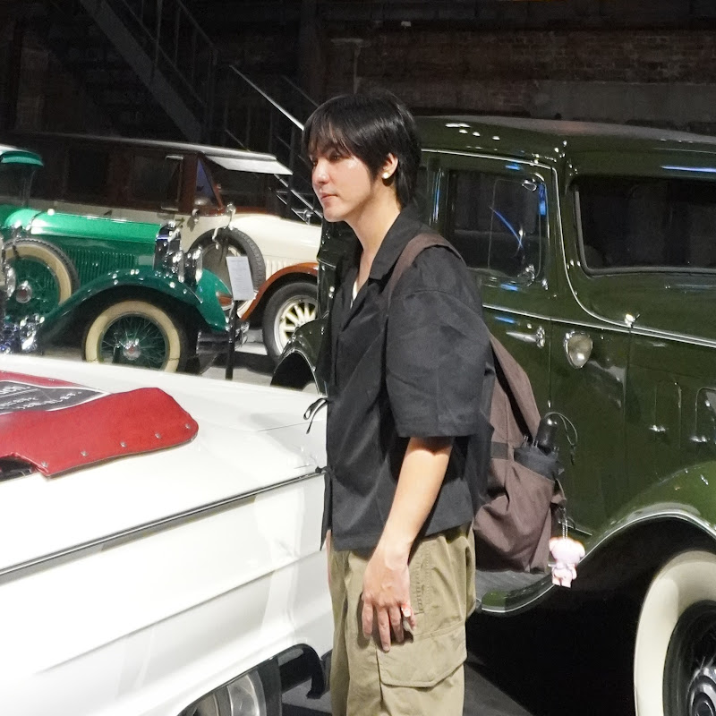 Emir | Travel & Lifestyle