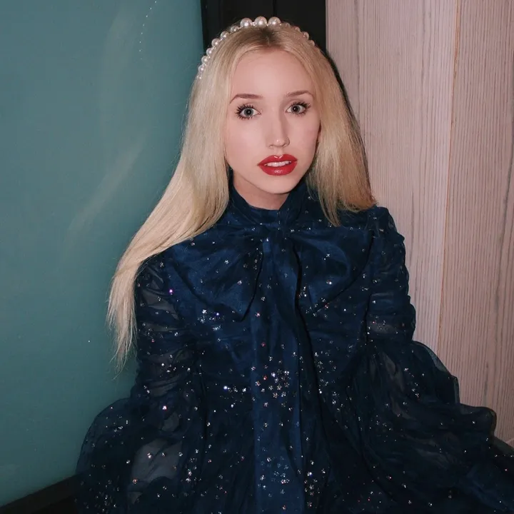 ᡣ𐭩 ⋆.˚ Alisa Voss 🎀 ꪆৎ ˚⋅
