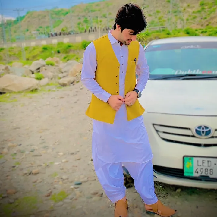 Effi-Khaan🌟