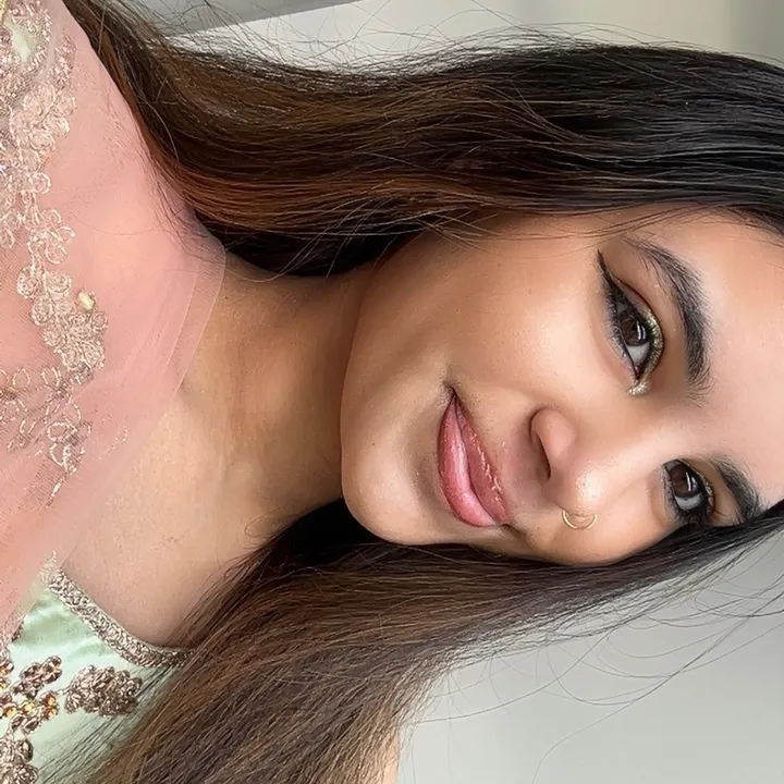 Shaanika divya 🤍