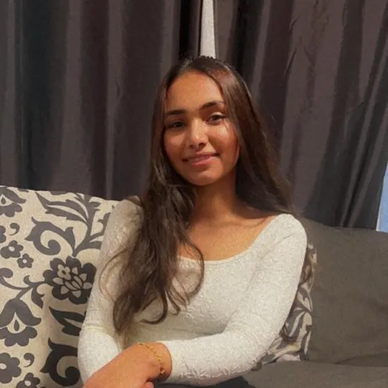 Golden Glow Aesthetics