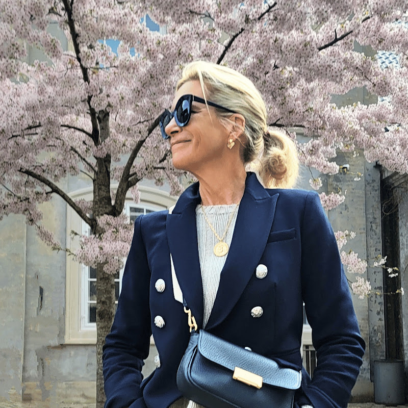 Angela Howenstein