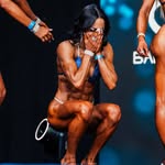 𝐒𝐢𝐥𝐯𝐢𝐚 𝐀𝐯𝐞𝐫𝐬𝐚𝐧𝐨 | IFBB BIKINI PRO