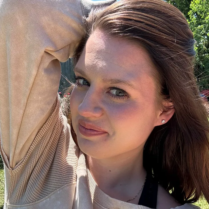 Hannah | mom of 3 ⚡️📱