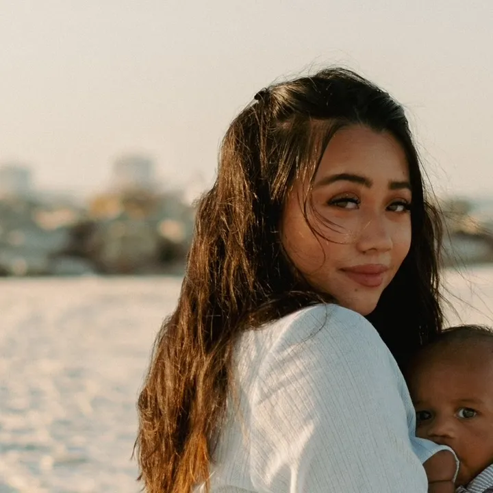krizelle | sahm toddler mom 🌺