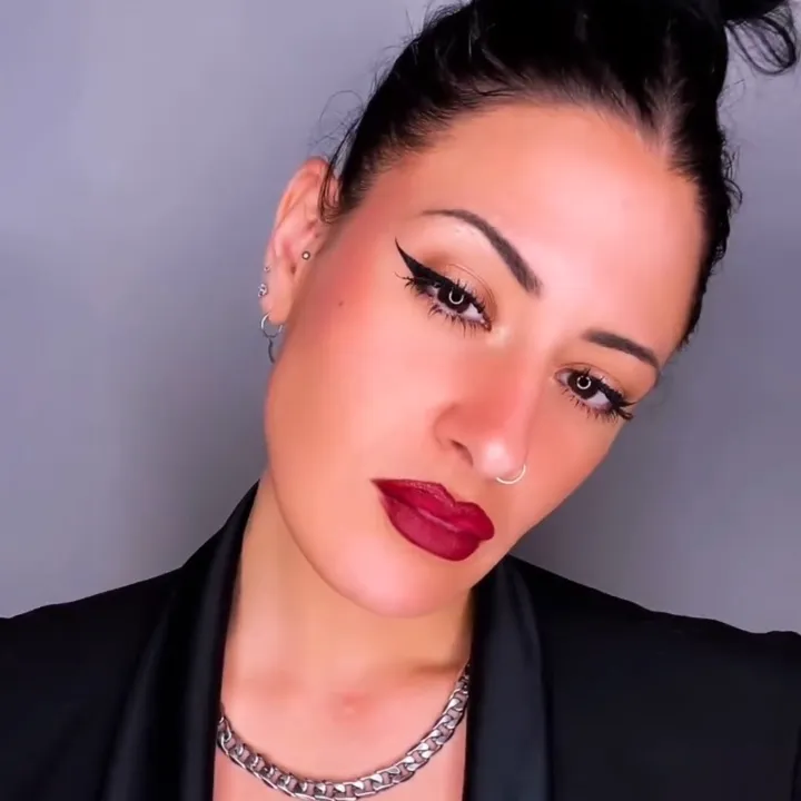 𝐷𝑒𝑦 𝐹𝑢𝑒𝑛𝑡𝑒𝑠 👑