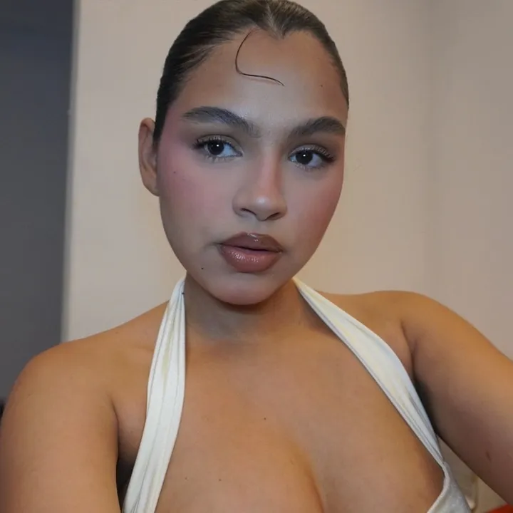 CamsMakeup