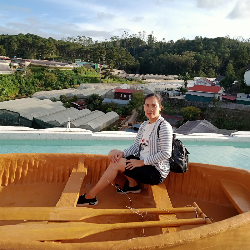 Quê Hương 79
