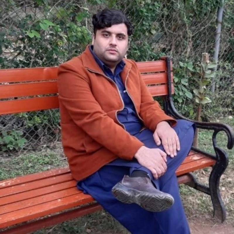 Manzoor Extra