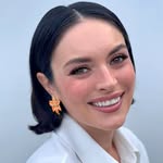 ezgi mola