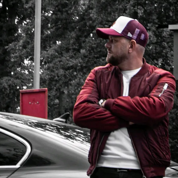 𝐶𝑟𝑖𝑠𝑡𝑖𝑎𝑛