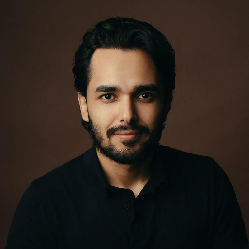 Matheus Santos - Autoridade e Elegância