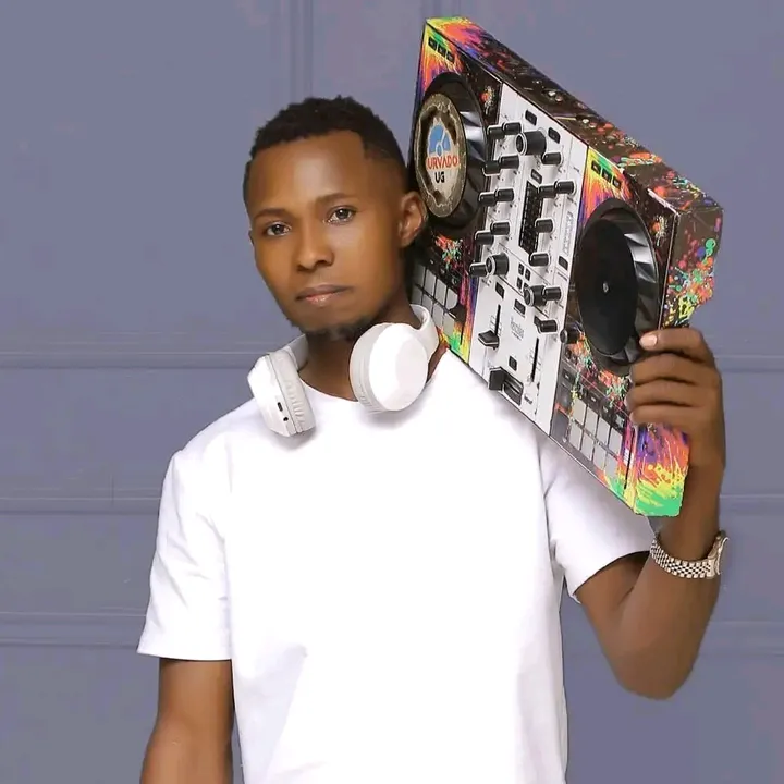 DJ ISAAC THE PARTY GENERAL