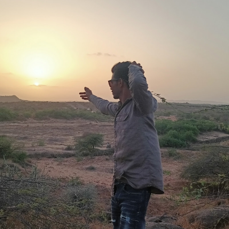 Safraz vlogs. .21 lakh views

