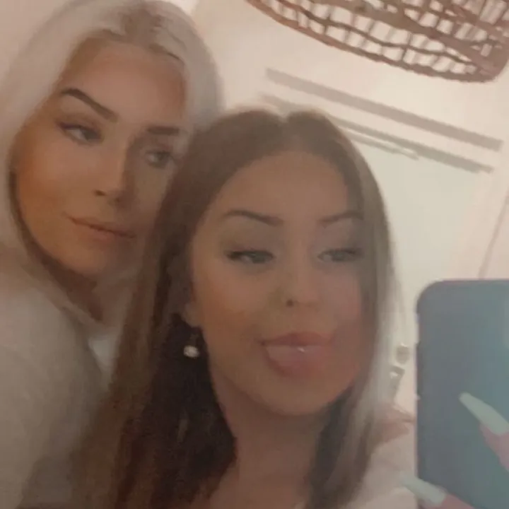 💛Blondiee&Browniee🤎