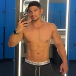 Michael Dela Cruz | 40+ PerformancerUh