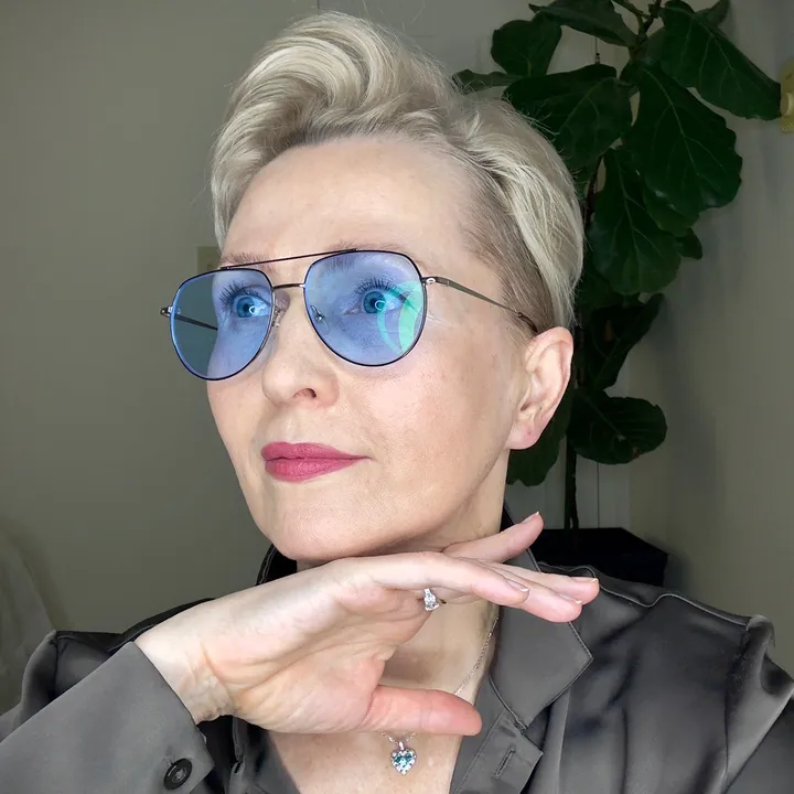 Ephiori Fashion Beauty Travel