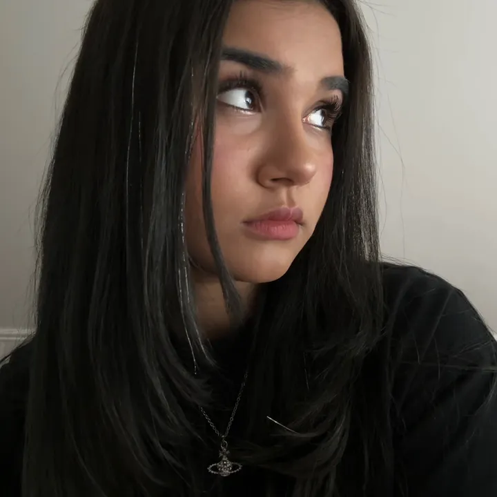elvina⋆✮⋆