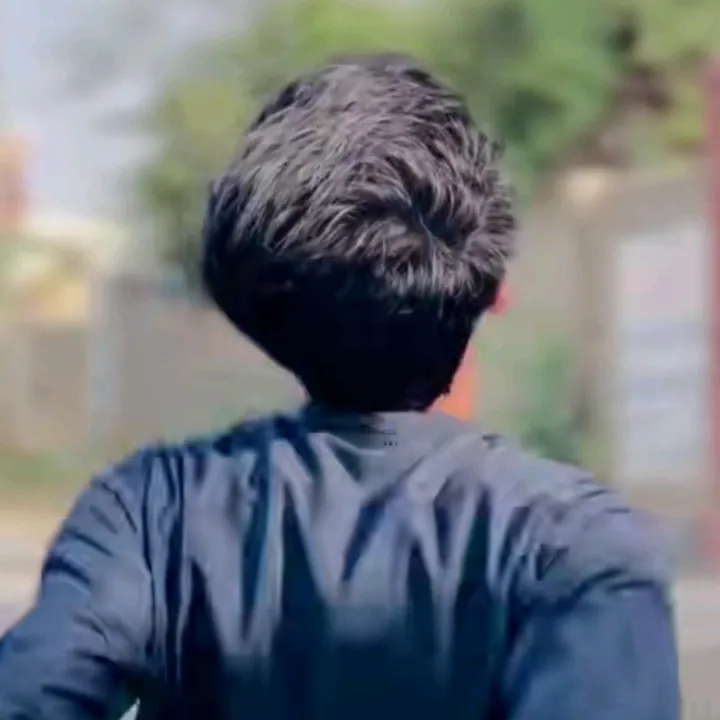 مہر عتیق لک🖤