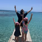 Debo 🤍 Voyages en famille ✈️ | Maman sans filtre