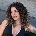 Marie Schnoell - your curly hair bestie