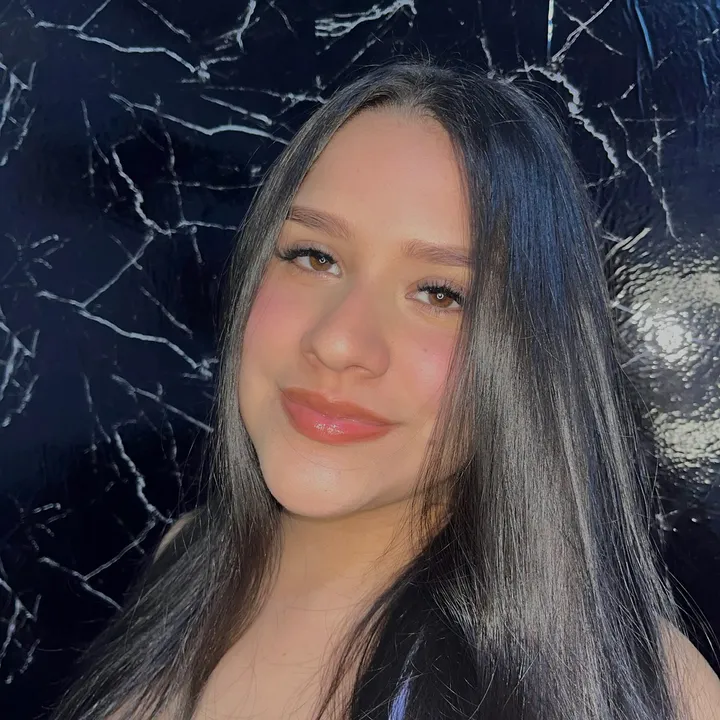 Ale🐰