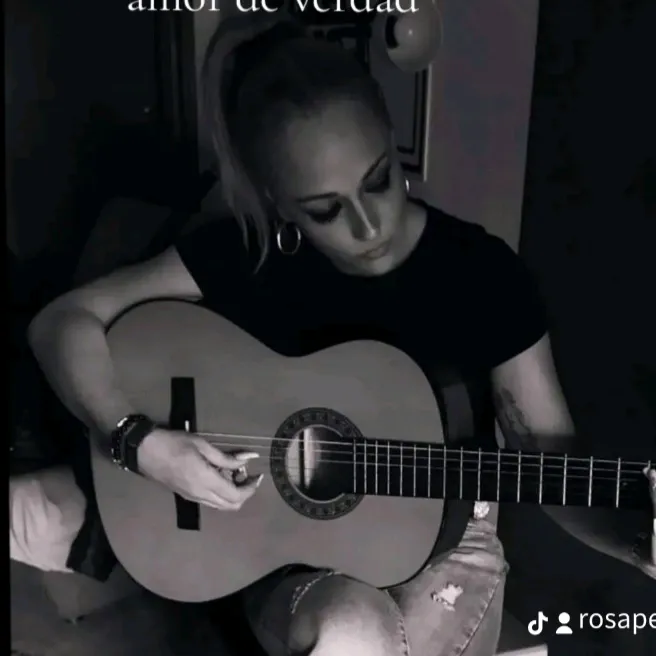 Rosa Pera