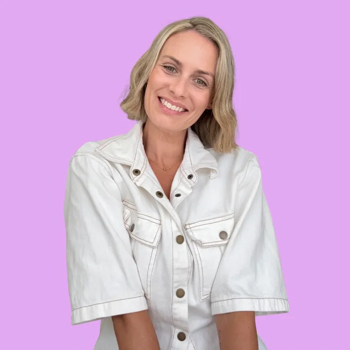 Dailywithcass - Cassie Head