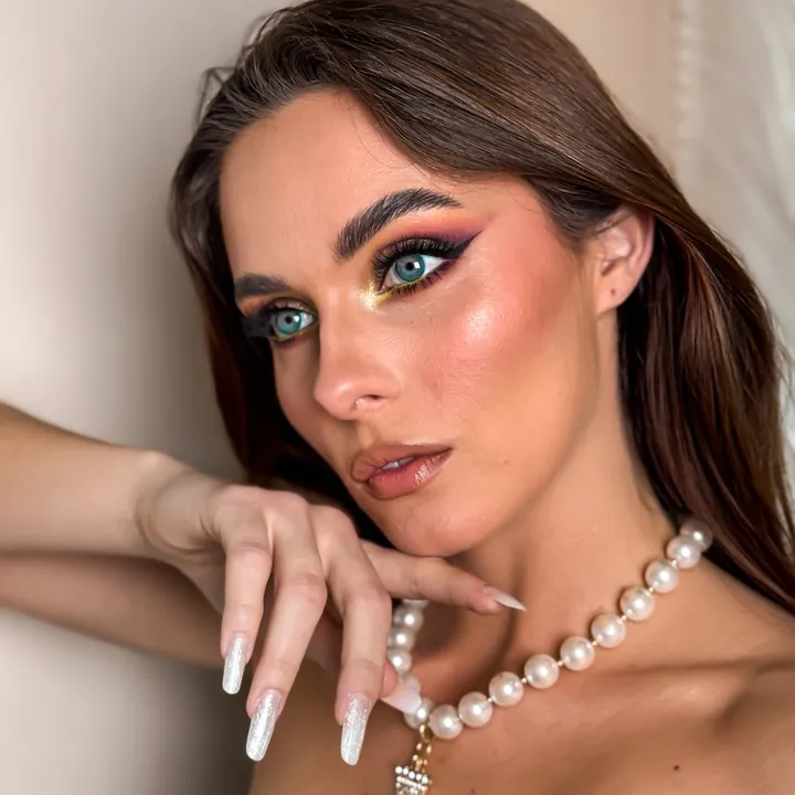 LACZKO JASMINE