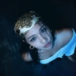 Bella x 若亞