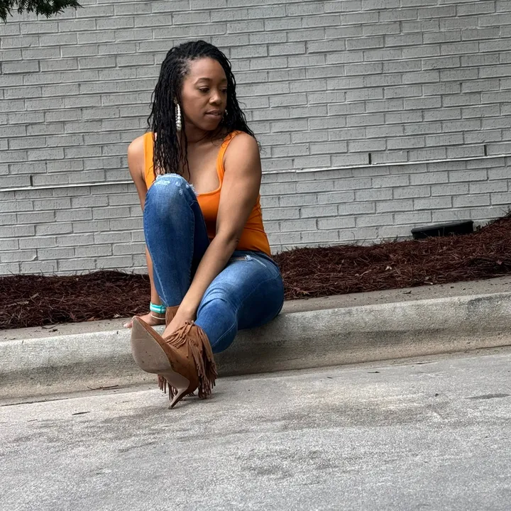 Just Nikki Ⓜ️