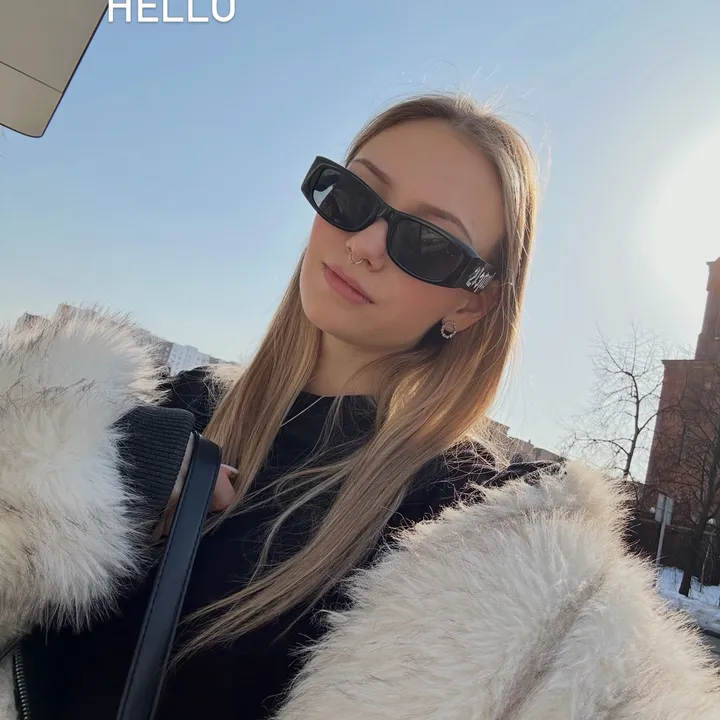 ♡ 𝕷 𝖊 𝖗 𝖆 ♡