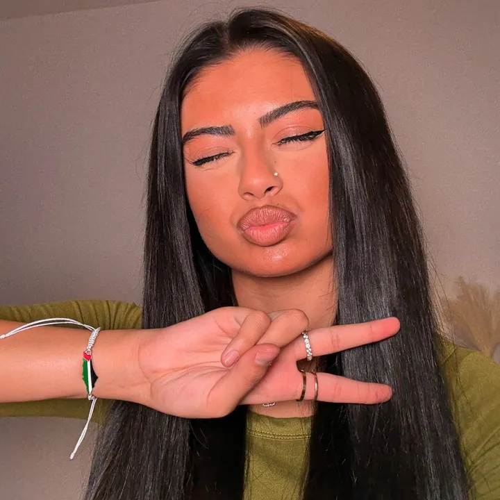 𝑪𝒉𝒂𝒏𝒆𝒍 ☁️