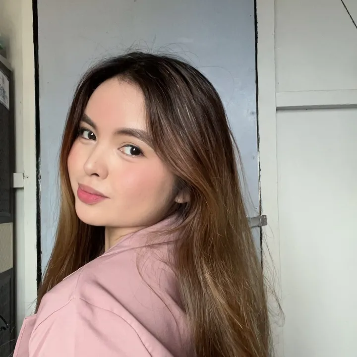 Cher Nikki 👩🏻‍🏫✨