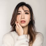 JASMINE | Yoga Teacher Snowboard Ski Instructor